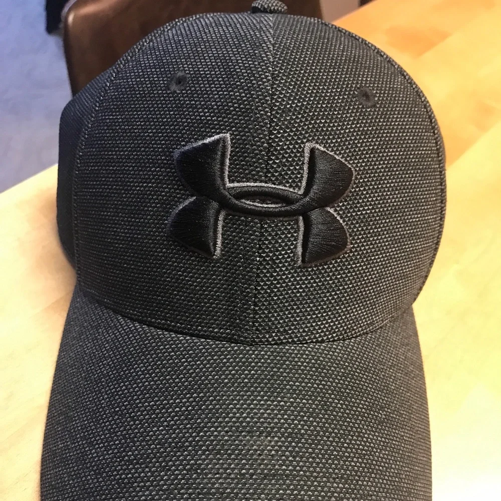 Under Armour Classic Fit Heathered Blitzing Hat - Picture 1 of 8